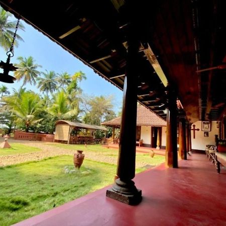 Emerald Isle Alappuzha Eksteriør bilde
