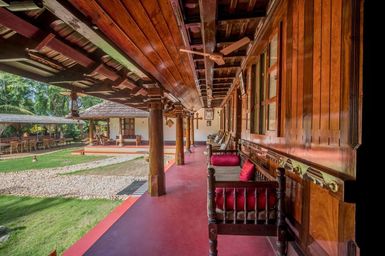 Emerald Isle Alappuzha Eksteriør bilde